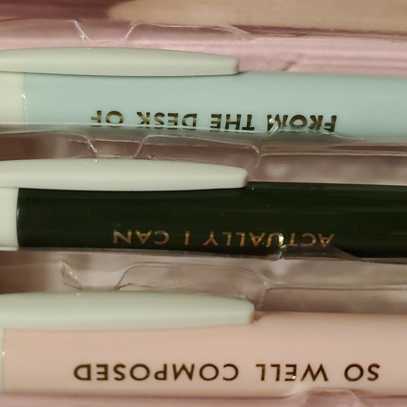 Kate Spade 3 ink pen set 🖊🖋🖊 - Picture 4 of 7